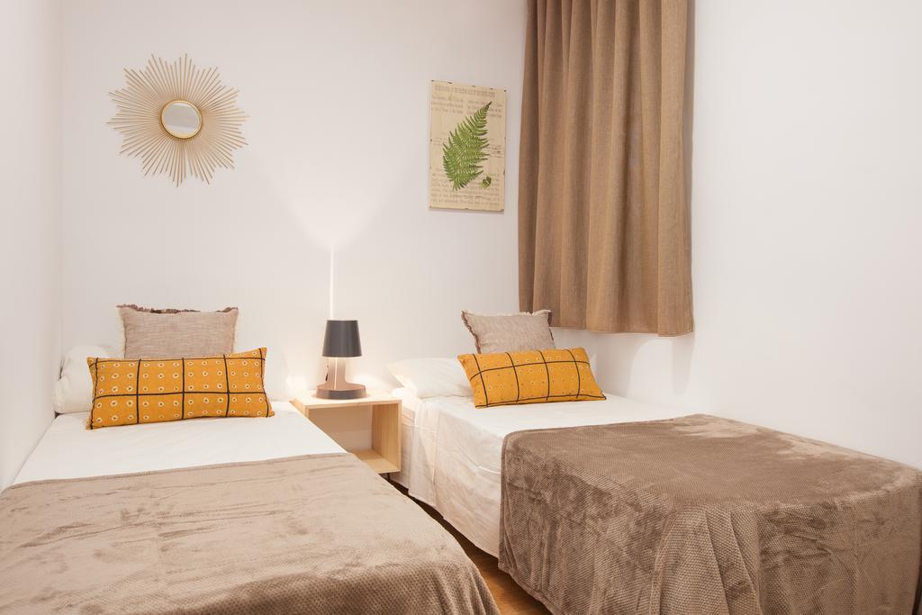 Click&Flat Europa Fira Apartments L'Hospitalet de Llobregat Luaran gambar
