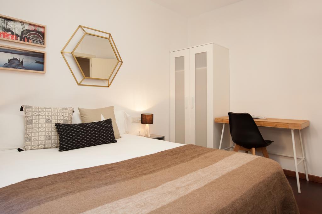 Click&Flat Europa Fira Apartments L'Hospitalet de Llobregat Luaran gambar