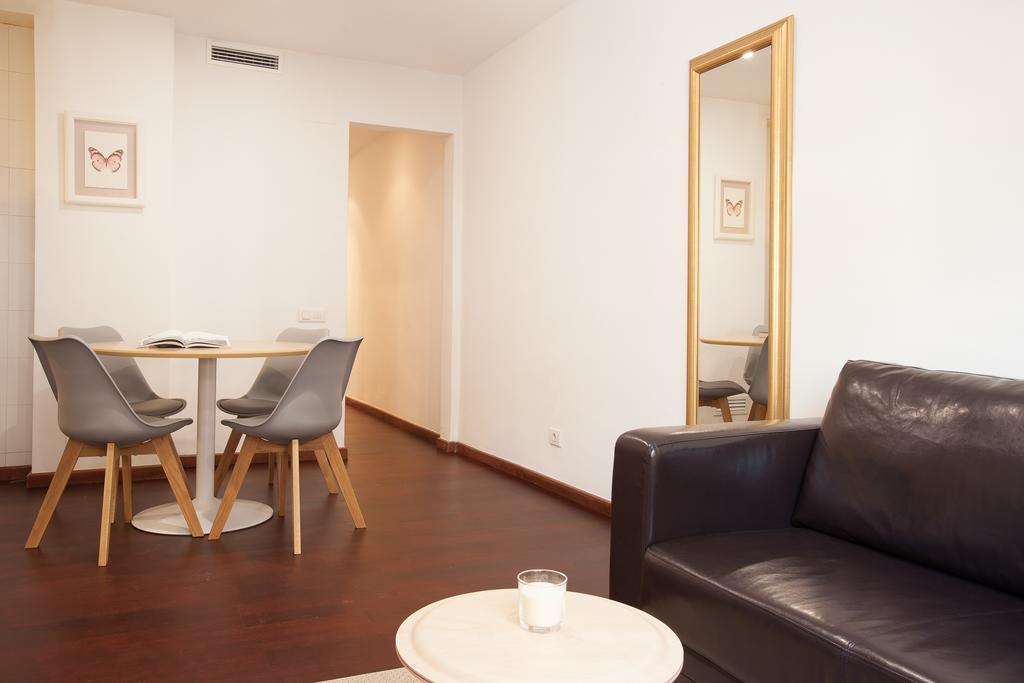 Click&Flat Europa Fira Apartments L'Hospitalet de Llobregat Luaran gambar