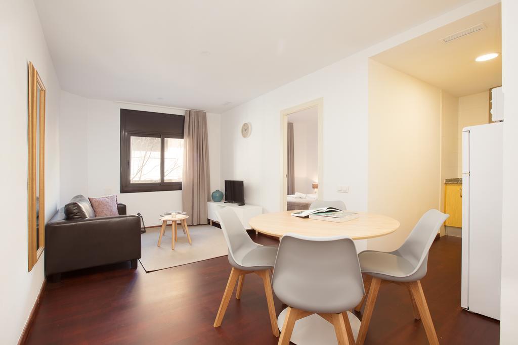 Click&Flat Europa Fira Apartments L'Hospitalet de Llobregat Luaran gambar