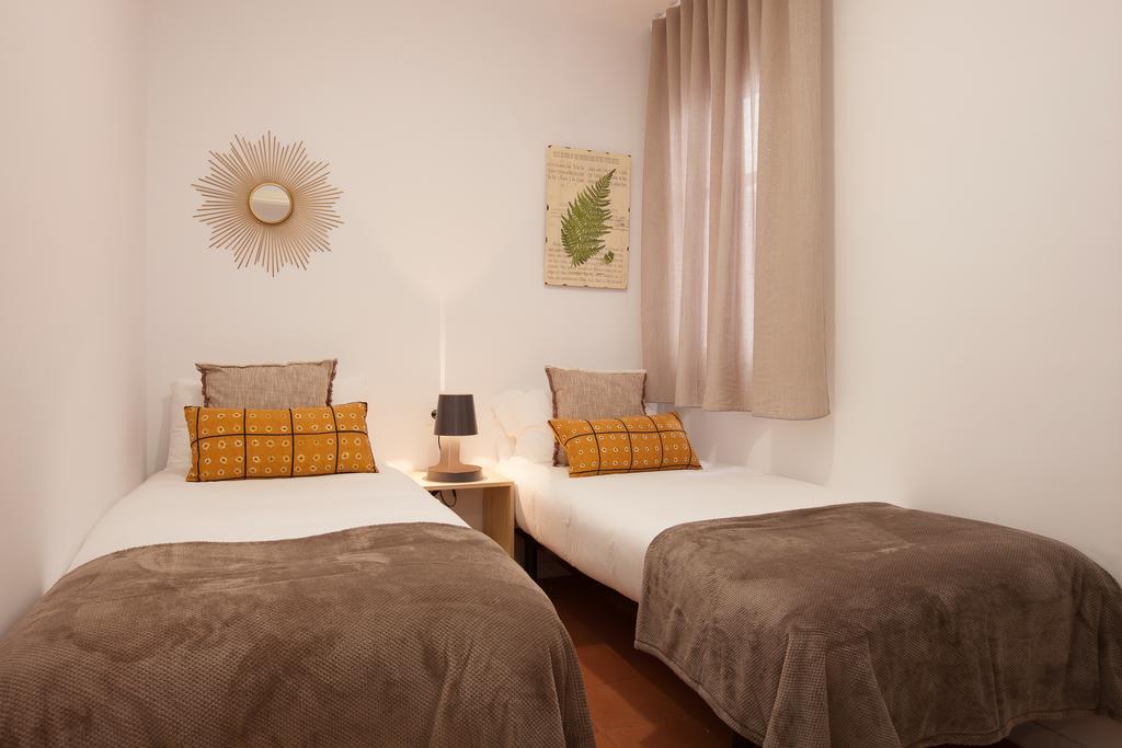 Click&Flat Europa Fira Apartments L'Hospitalet de Llobregat Luaran gambar