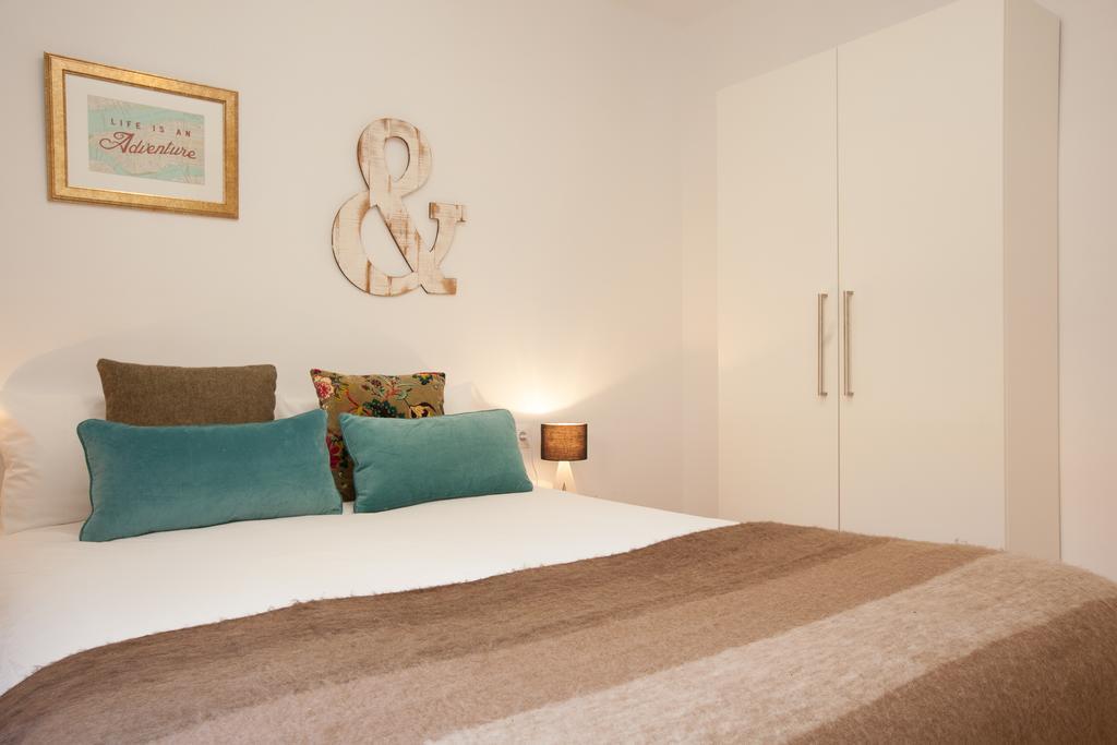 Click&Flat Europa Fira Apartments L'Hospitalet de Llobregat Luaran gambar